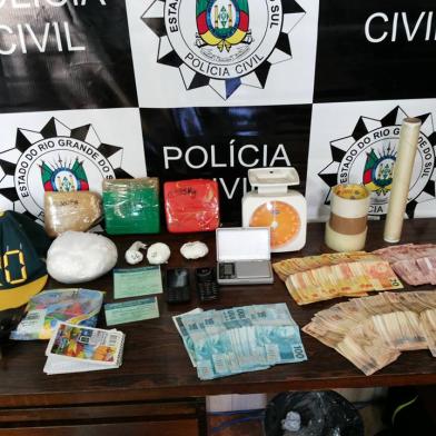 rdgol - Polícia apreende 1,8kg de cocaína e R$18 mil em Santa Maria