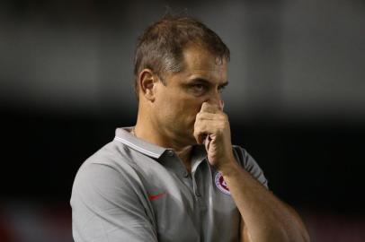  PORTO ALEGRE, RS, BRASIL, 14-02-2015 :Campeonato Gaúcho 2015, Caxias x Internacional no estádio Centenário, em Caxias do Sul.Técnico Diego Aguirre.(Foto: FERNANDO GOMES/Agência RBS)