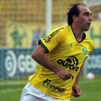 Ypiranga venceu o Avenida por 3 a 0 no Colosso da Lagoa, em Erechim, pelo Gauchão. Na foto, Paulo Baier.