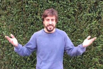 rdgol fernando alonso mclaren video acidente