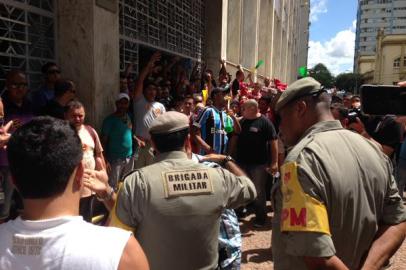 Greve vigilantes Porto Alegre