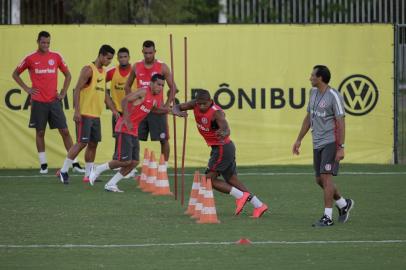  PORTO ALEGRE, RS, BRASIL, 09-03-2015 - Treino do Inter  no CT Parque Gigante.(Lauro Alves/Agência RBS)