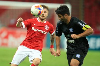  PORTO ALEGRE,RS,BRASIL, 11-03-2015 - Campeonato Gaúcho 2015 - 10ª Rodada, Inter x Aimoré no estádio Beira-Rio. (FOTO:FERNANDO GOMES/ AGÊNCIA RBS)