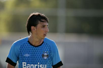 zol - zagueiro - pedro geromel - grêmio - treino - 18/3/2015