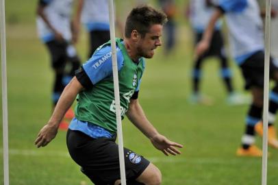  GRAMADO, RS, BRASIL - 14-01-2015 -  Pré-temporada 2015 do Grêmio em Gramado, treino na Vila Olímpica.(FOTO: LAURO ALVES/AGÊNCIA RBS)Jogador Ramiro