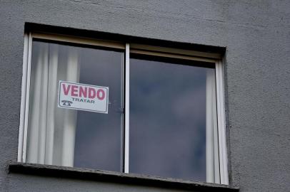  CANOAS-RS-BRASIL- 26/02/2015- Programa Minha Casa Minha Vida do Governo Federal. Condomínio Planalto Canoense, no Bairro Olaria em Canoas. Neste conjunto existem apartamentos do Programa  Minha Casa Minha Vida a venda. FOTO FERNANDO GOMES/ZERO HORA.