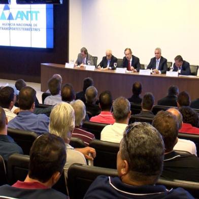 reunião, caminhoneiros, governo federal, brasília