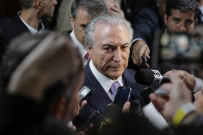  

PORTOALEGRE-RS-BR-FATA:20150330
vice-presidente da República, Michel Temer (PMDB), participa da abertura do fórum Reforma Política.  Coletiva à imprensa.
FOTÓGRAFO:TADEUVILANI DATA:20153003