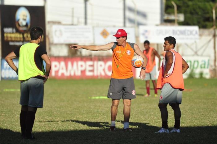 dupla rio-nal,rio-nal,jogo,domingo de páscoa,riograndense,inter-sm,santa maria 2015 / Agencia RBS