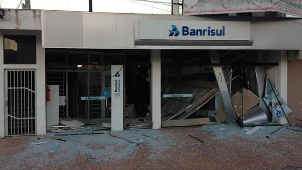 Banrisul atacado com explosivos, Minas do Leão, rdgol