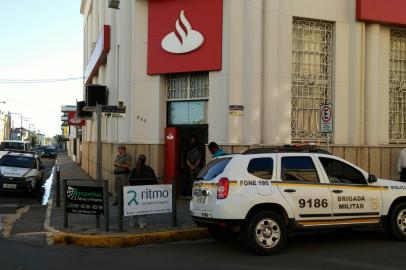 Arrombamento de agência bancária no Centro de São Gabriel (07/04)