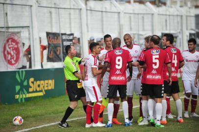 Inter e Brasil de Pelotas se enfrentam pelo Gauchão