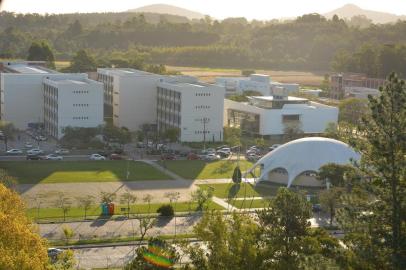  SANTA MARIA, RS, BRASIL, 06/04/2015.A Universidade Federal de Santa Maria (UFSM) aprovou a adoção do nome social para identificar alunos travestis e transexuais, e não o nome de registro civil. A decisão foi aprovada por unanimidade em reunião do Conselho Universitário da UFSM no dia 27 de março. Nenhum aluno ou funcionário encaminhou o pedido ainda, mas coletivos comemoram a iniciativa de inclusão da UFSM.FOTO: GABRIEL HAESBAERT/ESPECIAL