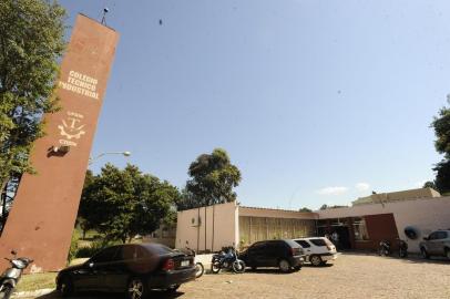  Colégio Técnico Industrial de Santa Maria (Ctism), que fica no campus da UFSM, está completando 45 anos. Na foto, Fachada do Ctism