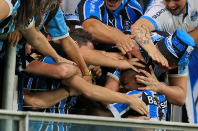  PORTO ALEGRE,RS, BRASIL, 15-04-2015:Copa do Brasil - 1ª Fase (Jogo de volta) Grêmio x Campinense-PB na arena do Grêmio.(FOTO:FERNANDO GOMES/AGÊNCIA)Jogador Lincoln faz o segundo gol, Grêmio 2x0 Campinense-PB