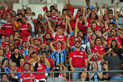  PORTO ALEGRE, RS, BRASIL, 01-03-2015 - Campeonato Gaúcho 2015 - 8ª Rodada,  Internacional x Grêmio no Estádio Beira-Rio.(Foto:Diego Vara/Agência RBS)Torcida mista