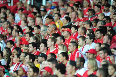  PORTO ALEGRE, RS, BRASIL, 01-03-2015 - Campeonato Gaúcho 2015 - 8ª Rodada,  Internacional x Grêmio no Estádio Beira-Rio.(Foto:Ricardo Duarte/Agência RBS)