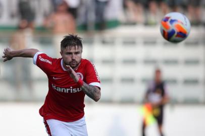  CAXIAS DO SUL, RS, BRASIL, 19-01-2015: Pré-temporada 2015 do Internacional em Bento Gonçalves.Amistoso de Inter e Juventude no estádio Alfredo Jaconi.Jogador Sasha.(FOTO: DIEGO VARA/AGÊNCIA RBS)