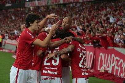  PORTO ALEGRE, RS, BRASIL, 13-05-2015 : Libertadores - Oitavas, Internacional x Atlético-MG no estádio Beira-rio.(Foto: FERNANDO GOMES/Agência RBS)Jogador Valdívia abre o placar, Inter 1x0 Atlético-MG