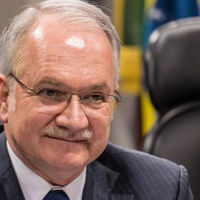 enado aprova por 52 votos a 27 indicação de Luiz Fachin para o STF