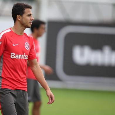  PORTO ALEGRE , RS , BRASIL , 15-05-2015 - Inter treina pensando no Avaí .  Nilmar/atacantes  (FOTO: FERNANDO GOMES /AGENCIA RBS )