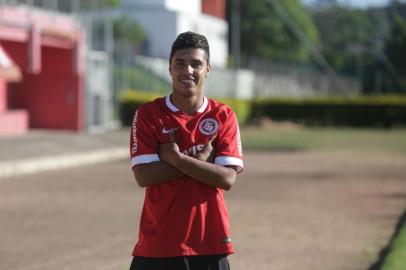  ALVORADA, RS, BRASIL, 04-12-2014: Jogadores do Sport Club Internacional que irão participar do Campeonato Brasileiro Sub20. Na foto o atleta Alisson Farias. (Foto: Ricardo Duarte/Agência RBS/Esportes)