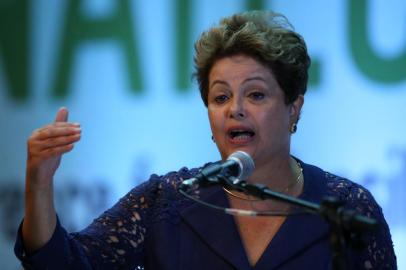  PORTO ALEGRE , RS , BRASIL , 11-04-2014- Formatura do Pronatec na PUC. Presidenta Dilma Rousseff ( FOTO : DIEGO VARA / AGENCIA RBS / Politica )