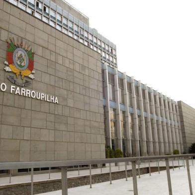 assembleia legislativa, fachada, palácio farroupilha      