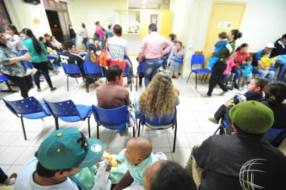  ### # FOTOS EMBARGADA ATÉ 25/09/2014 - DSM ####SANTA MARIA , RS , BRASIL , 21/09/2014Pronto Atendimento Infantil do Patronato lotado, muitas pessoas reclamam do tempo da espera para o atendimento.FOTO JEAN PIMENTEL / AGÊNCIA RBS, GERAL