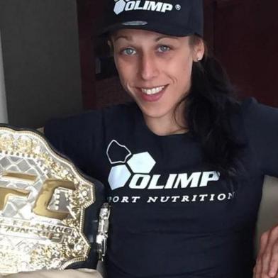 Joanna Jedrzejczyk campeã UFC