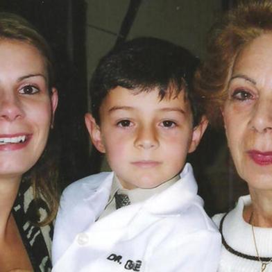 Bernardo Uglione Boldrini, morto aos 11 anos, junto com a mãe, Odilaine, e a avó Jussara