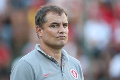  CAXIAS DO SUL, RS, BRASIL, 19-01-2015: Pré-temporada 2015 do Internacional em Bento Gonçalves.Amistoso de Inter e Juventude no estádio Alfredo Jaconi.Técnico Diego Aguirre.(FOTO: DIEGO VARA/AGÊNCIA RBS)