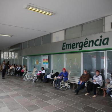  PORTO ALEGRE, RS, BRASIL - 14-10-2014 - Emergência do Hospital de Clínicas começa restringir atendimento (FOTO: DIEGO VARA/AGÊNCIA RBS)Indexador: Diego Vara