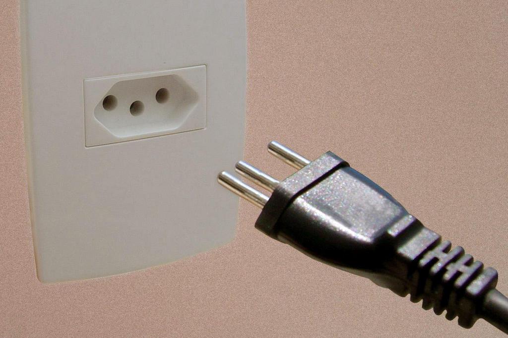 Com Eletricidade, Todo Cuidado é Pouco: Confira 20 Dicas De Segurança | DG