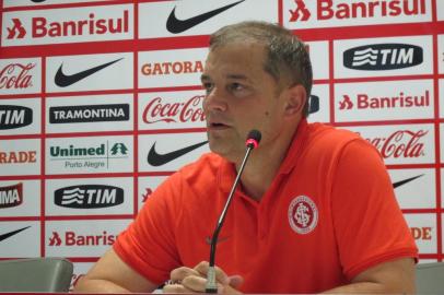  diego aguirre, técnico, inter, internacional, futebol, coletiva