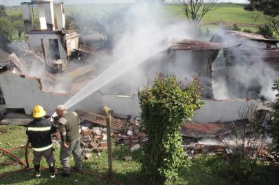 rdgol, incêndio, casa, região central