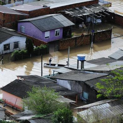  ESTEIO, RS, BRASIL - 21-07-2015 - Transtornos causados pela chuva   (FOTO: RONALDO BERNARDI/AGÊNCIA RBS)