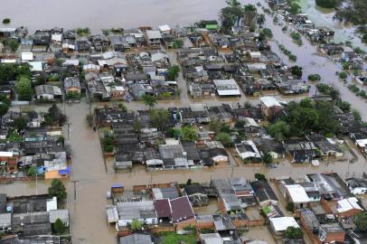  ESTEIO, RS, BRASIL - 21-07-2015 - Transtornos causados pela chuva   (FOTO: RONALDO BERNARDI/AGÊNCIA RBS)