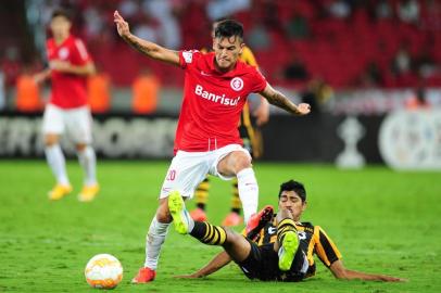  PORTO ALEGRE, RS, BRASIL (22/04/2015): Libertadores - 6ª Rodada, Inter x The Strongest no estádio Beira-rio.(FOTO:DIEGO VARA/AGÊNCIA) Jogador AránguizIndexador: DIEGO VARA                      