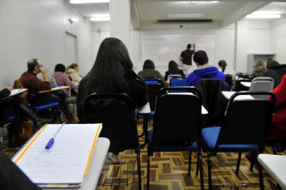  SANTA MARIA, RS, BRASIL, 06-07-2015.Dicas para o concurso técnico da UFSM que acontecerá no dia 12 de julho.FOTO: GERMANO RORATO/AGÊNCIA RBS, GERAL