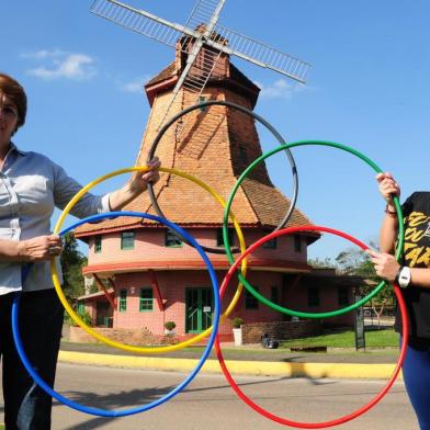  JOINVILLE,SC,BRASIL,27-05-2015.candidatas a voluntárias nas Olimpíadas do Brasil 2017.(Foto:Salmo Duarte/Agência RBS,Esporte)