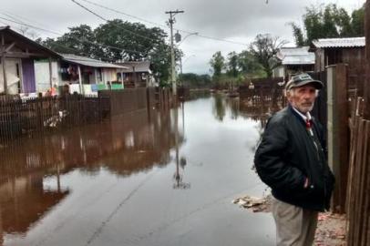 rdgol - cachoeirinha - chuva - alagamento 