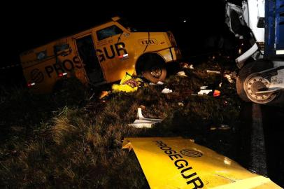  NOVA PETRÓPOLIS, Linha Brasil, RS, BRASIL, 10/08/2015. Assalto a Carro forte em Linha Brasil, Nova Petrópolis. (JONAS RAMOS/AGÊNCIA RBS)