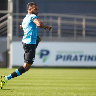 fernandinho, grêmio, futebol, treino