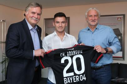 bayer leverkusen, aránguiz, futebol