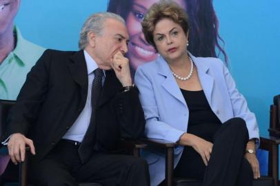 Vice-presidente Michel Temer e a presidente Dilma Rousseff no lançamento do programa de investimento em energia elétrica, no dia 11 de agosto