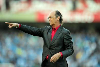  Grenal 385, disputado no Estádio Beira-Rio, valendo o título da Taça Farroupilha.Técnico do Inter Paulo Roberto Falcão.Indexador: JBOTEGA                         