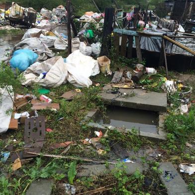 Chuva causa falta de luz, desabamento e alagamento de casas na Região Central