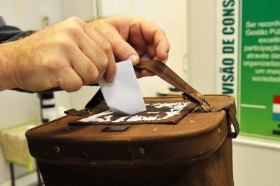  JARAGUÁ DO SUL, SC, BRASIL (30-09-2015) - Urna da eleição do Conselho Tutelar de Jaraguá do Sul. (Foto: Maykon Lammerhirt, Agencia RBS)