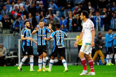  PORTO ALEGRE, RS, BRASIL - 30/09/2015 - Grêmio enfrenta o Fluminense na Arena pelas quartas de final da Copa do Brasil. (FOTO: FÉLIX ZUCCO, AGÊNCIA RBS).